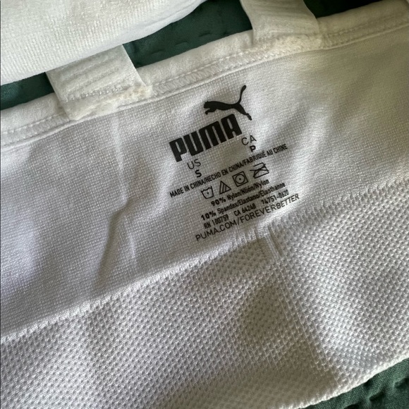 Reebok and Puma top. - Picture 13 of 13